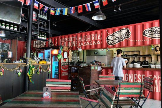 Aglioo Pizza And Pasta