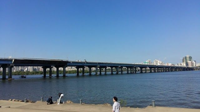 Han River Walking Paths
