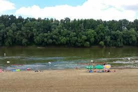 Tiszakecske free beach