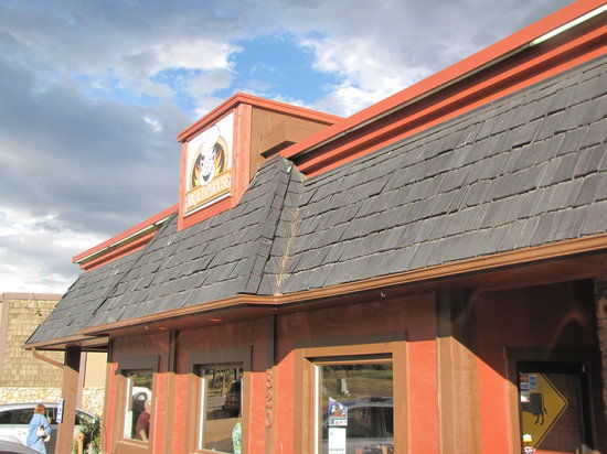 Smokin' Dave's BBQ & Brew