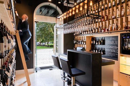 Atelier Wine Boutique & Tasting Bar