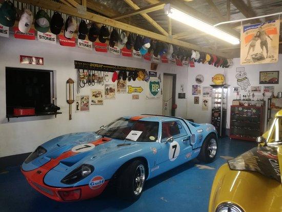 The Verandah Coffee Shop