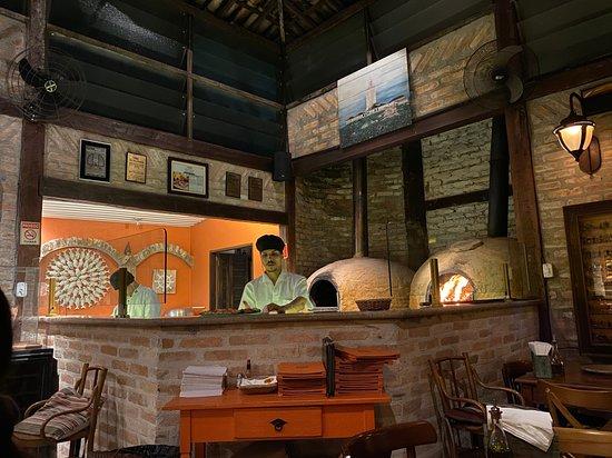 Pizza Bar e Arte Freijo