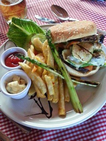 Arileo Steakhouse & Bar