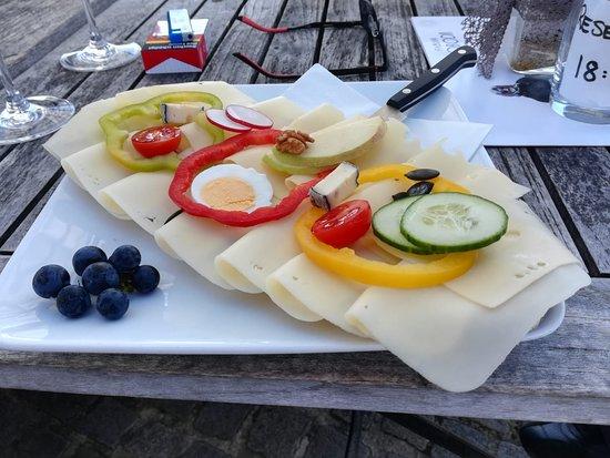 Heuriger & Vinothek Fabian