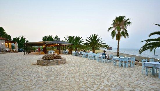 Glyfada Restaurant and Beach Bar
