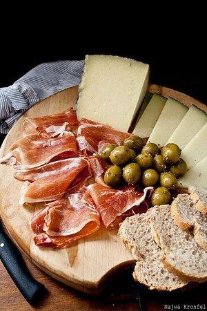 MAVRUDA Restaurant & Garden