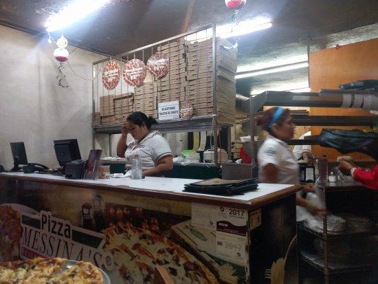 Pizza Messina's Itzaes