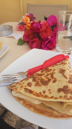 Delizzia Creperie