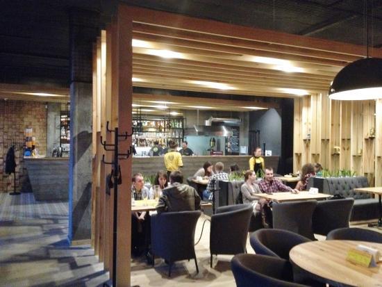 CASTA Sushi & Burger