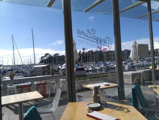 Mezza Luna Restaurant & Bar