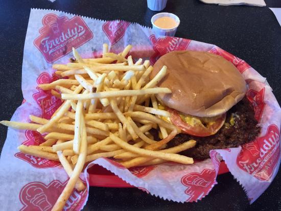 Freddy's Frozen Custard & Steakburgers