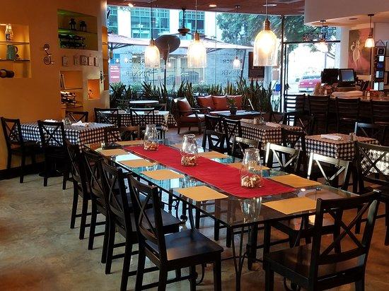 Petrini's Italian Restaurant