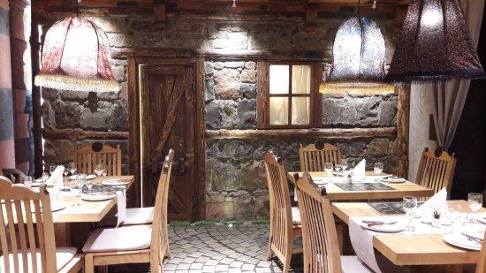 Chaman Home-Restaurant