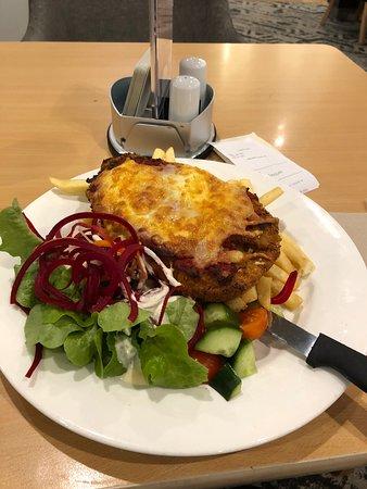 Sporties Restaurant & Cafe