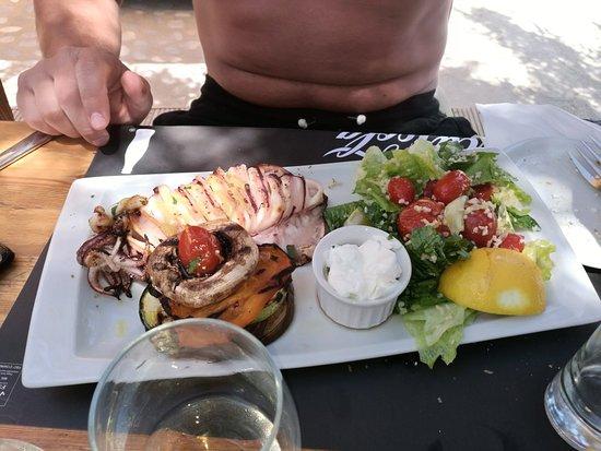 Notos - Cafe & Restaurant