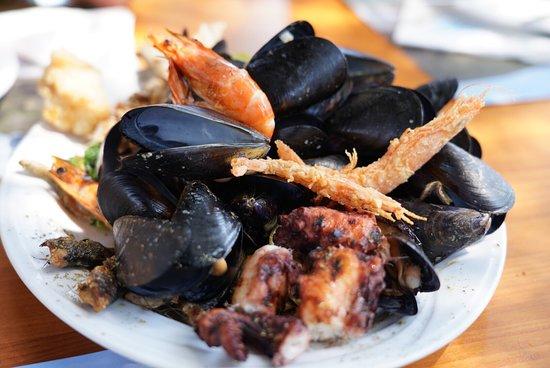 Psili Ammos Restaurant