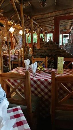 White Horse Steak House & Pub