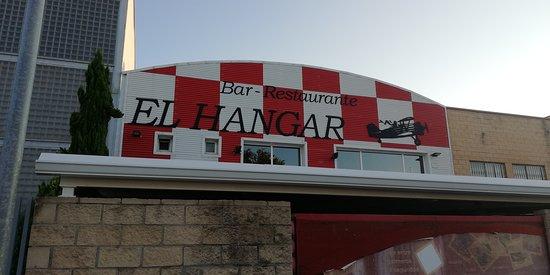 El Hangar