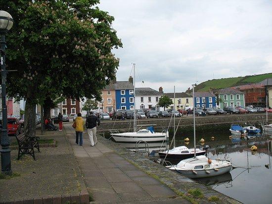 Naturally Scrumptious