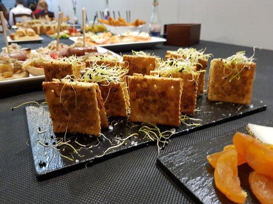 Aitana Cafetería-Restaurant