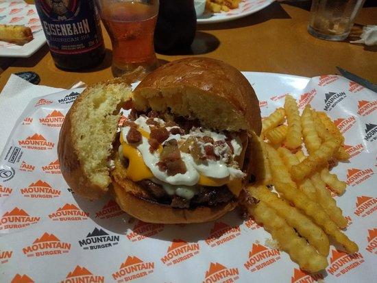 Mountain Burger