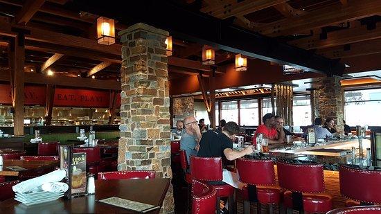 Lazy Dog Restaurant & Bar