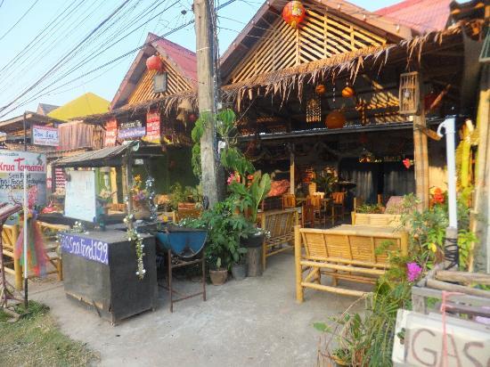 Khrua Tamarind Restaurant