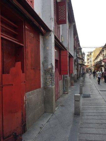 Tim Fatt Sharkfin House