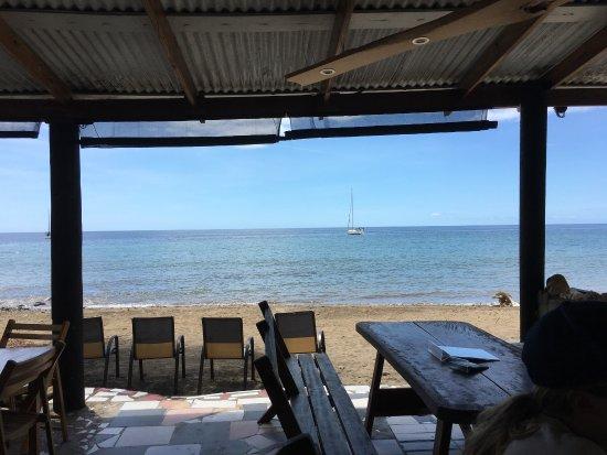 Sisters Beach Bar & Restaurant