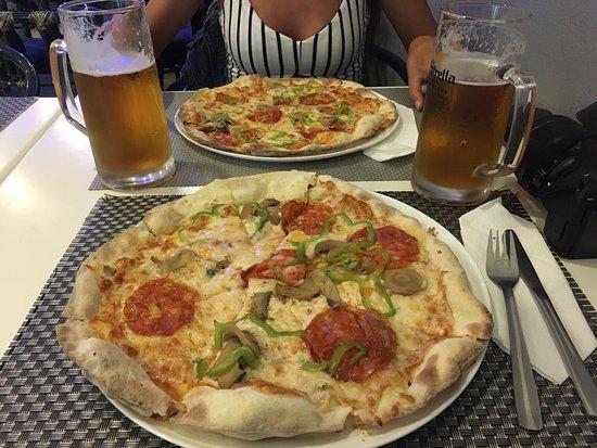 Pizzaria Cosa Nostra