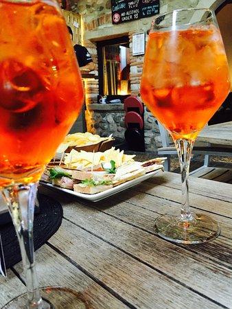 Cortés drinks & food