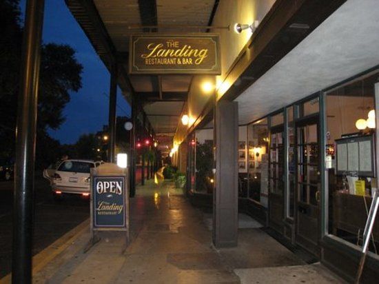 Landing Restaurant