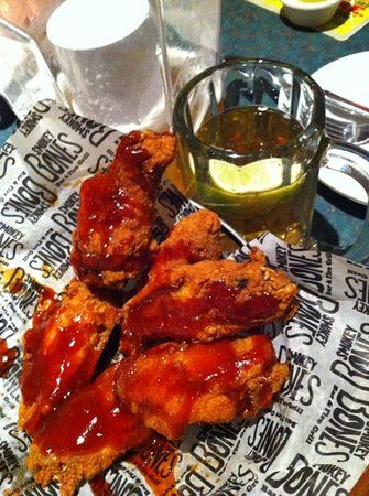 Smokey Bones Bar & Fire Grill