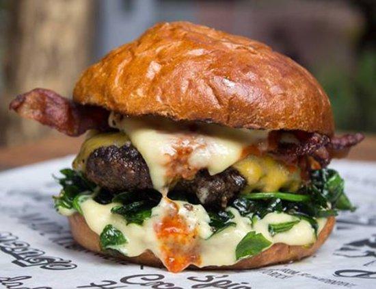 MamaRocks Gourmet Burgers