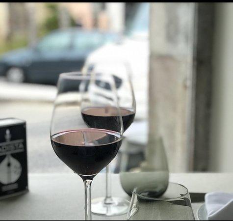 INcomum Wine Gallery