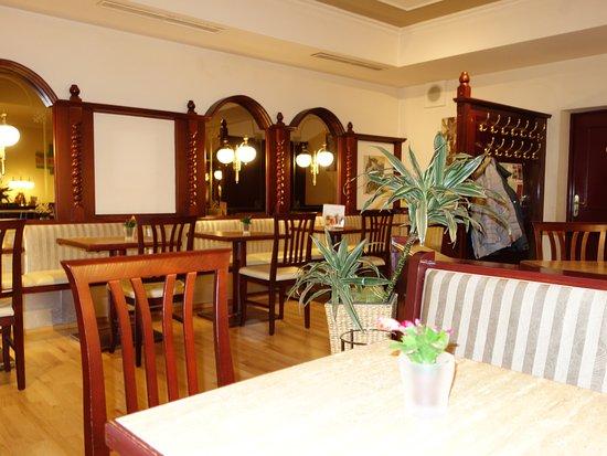 Cafe-Konditorei Holzmann