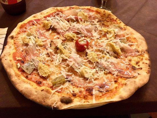 Pizzeria La Ginestra