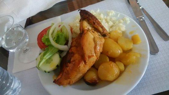 Casa Sêmea De Manuel Machado Coutinho