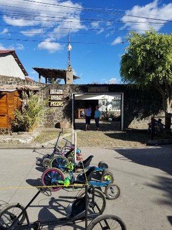 Hostal y Cafe Entre Piedras