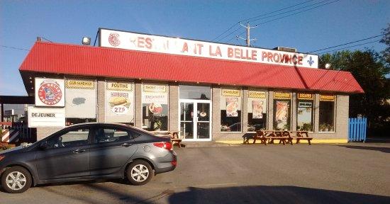 Restaurant La Belle Province Mont-Laurier