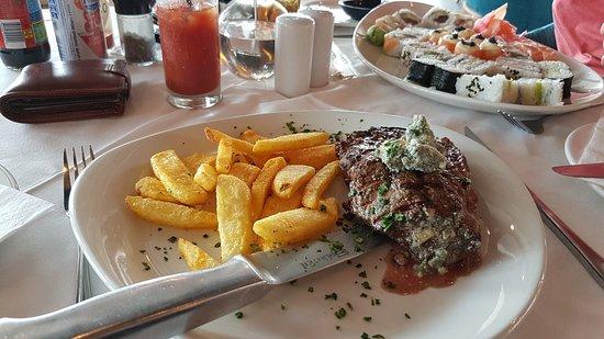 Summit Grill and Skybar