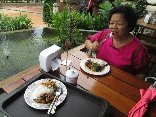 Panida Plachon Restaurant