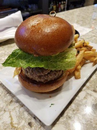 Tiff's Burgers and Alehouse
