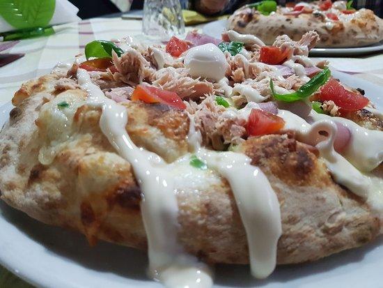 Pizzeria MAGNA E ZITTO