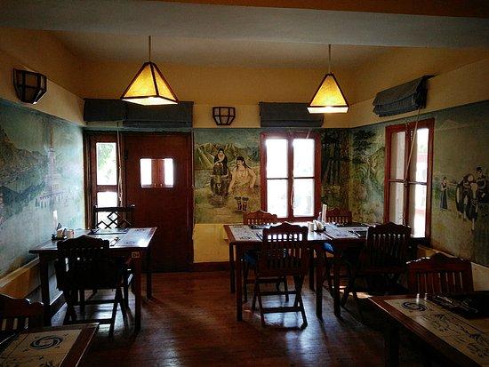 Hummingbird Restaurant