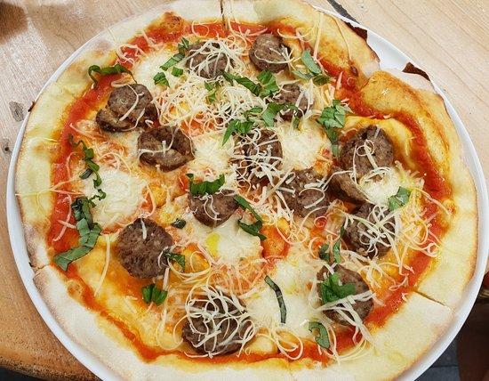 Gigi's Supreme Slice