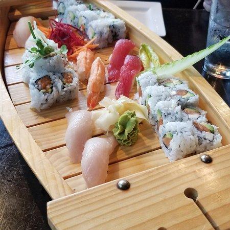 Poipu Rock n' Roll Sushi