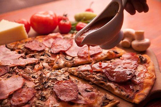 Caffe Pizzeria Contrast