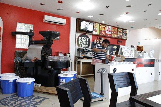 OMG Galapagos Coffee House